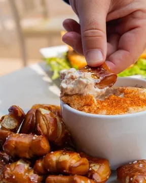 Trio Bar And Grill — Sports Bar restaurant in Columbia