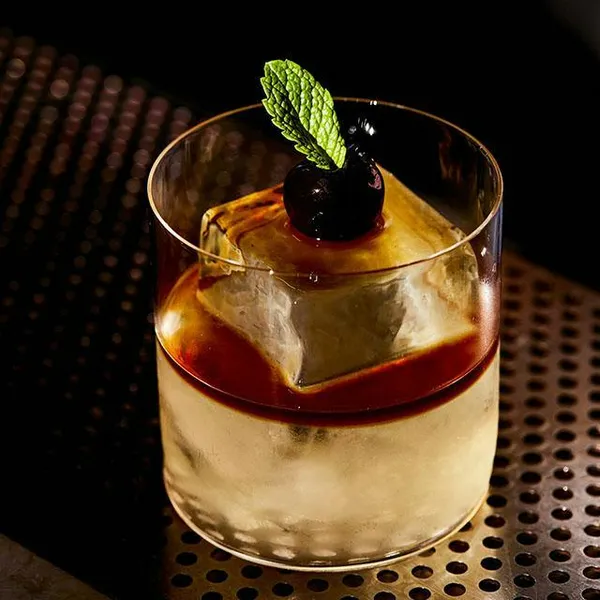 True Laurel — Cocktails restaurant in San Francisco