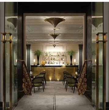 TWO E Lounge — Cocktail Bar restaurant in New York