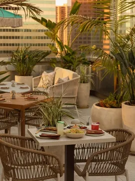 Üca Terraza — Mexican restaurant in Los Angeles