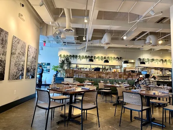 Unconventional Diner — American restaurant in Washington D.C.