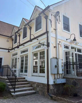 Uncorked Georgetown — New American restaurant in Redding
