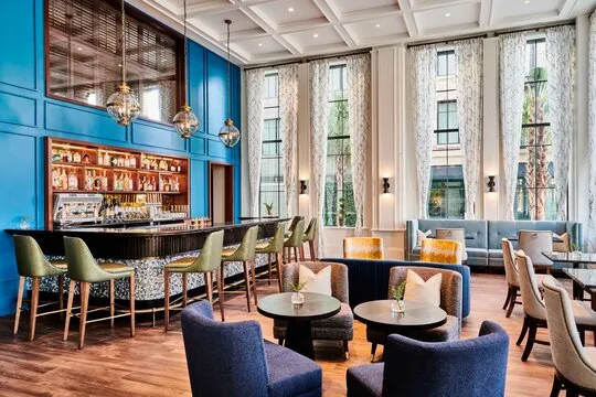Veranda Lounge at The Loutrel — Cocktail Bar restaurant in Charleston