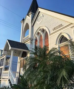Vessel — Modern restaurant in New Orleans