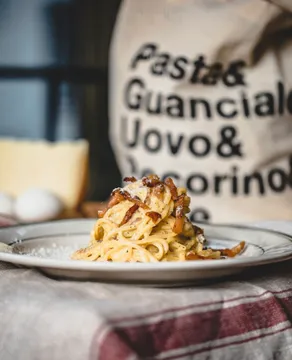 Via Della Pace — Italian restaurant in New York