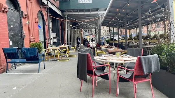 Vic's — Italian restaurant in New York