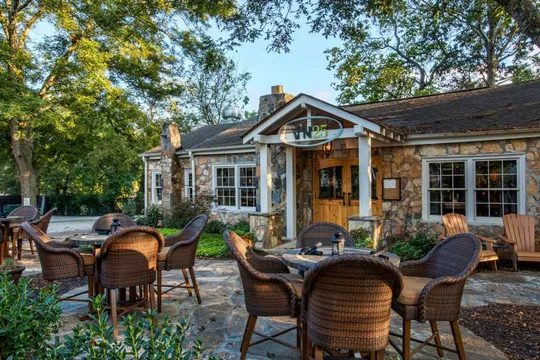 Vin25 — American restaurant in Atlanta