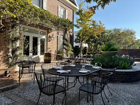 Vinea Courtyard Kitchen — Modern European restaurant in Charleston
