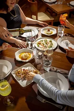 Volpe's — Italian restaurant in Charleston