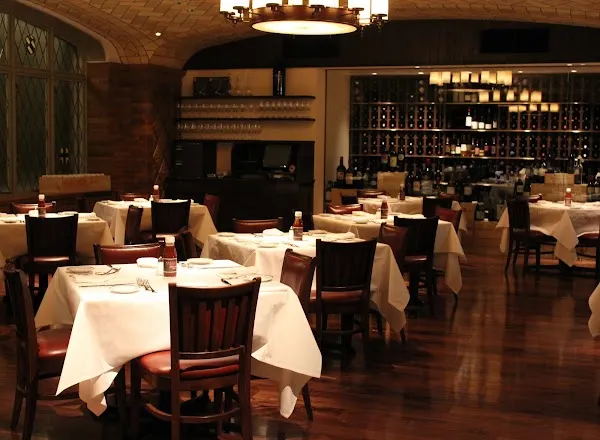 Wolfgang's Steakhouse Marunouchi — Steak restaurant in Tokyo
