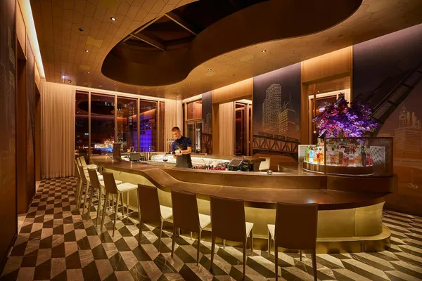 Z Bar — Cocktail Bar restaurant in Chicago